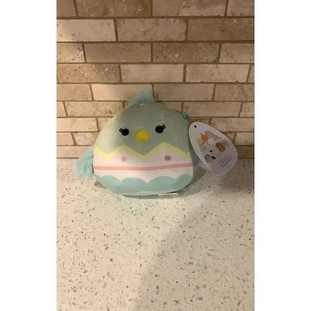 Justine the easter chick Squishmallow‎ bq